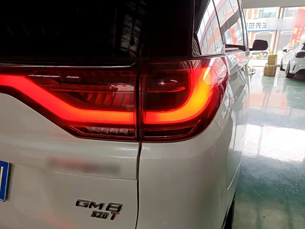 GAC Trumpchi Trumpchi M8 2018 2018 320T Premium Edition