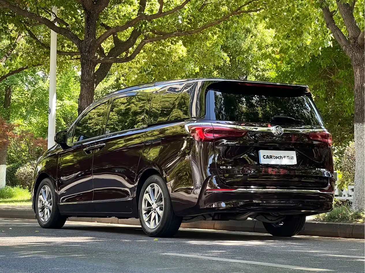Buick GL8 2022 Avenir Avia 6-Seater Virtue Edition фото 5