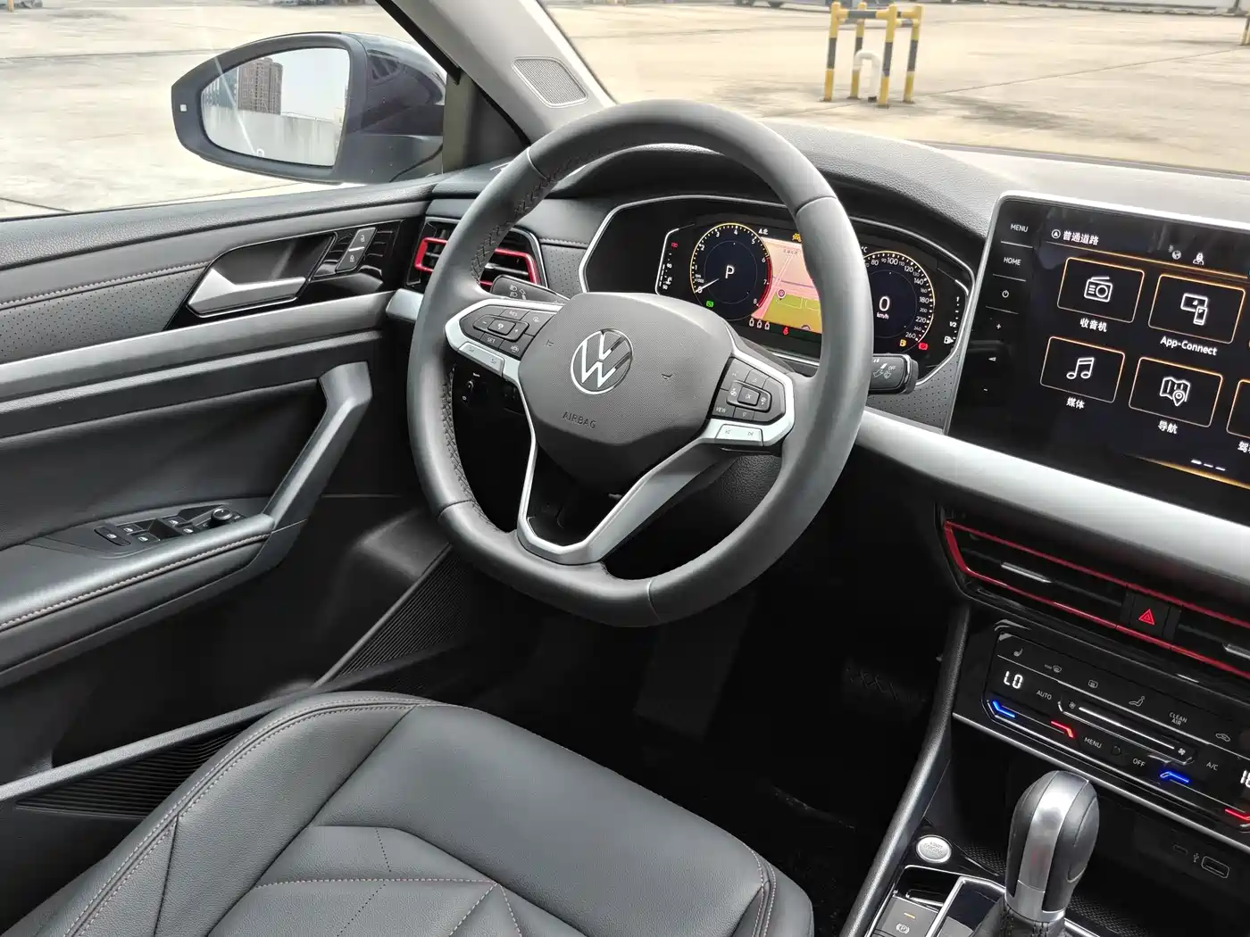 Volkswagen Lavida 2024 Model 300TSI DSG Starlight Leading Edition фото 13