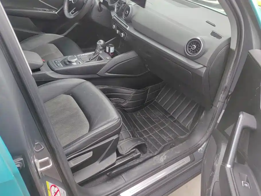 Фото 8 - Audi Q2L e-tron