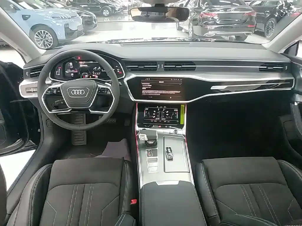 Audi A7L 2026 2024 45 TFSI Luxury