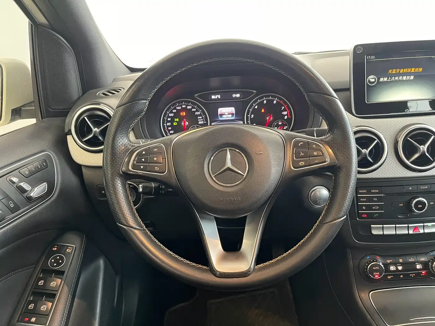 Mercedes-Benz B-Class 2015 B 200 Style фото 11