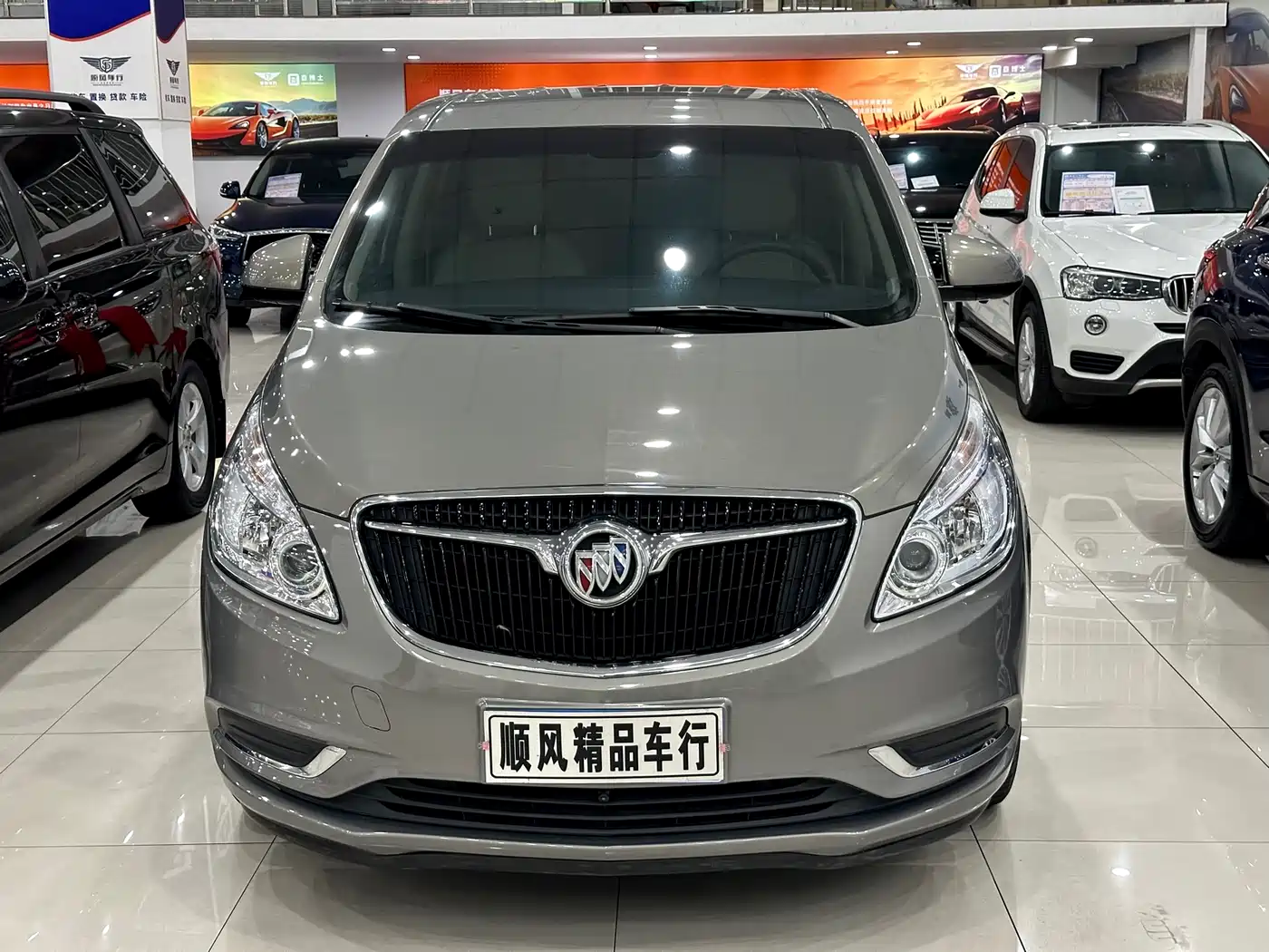 Buick GL8 2018 28T Comfort China VI фото 33