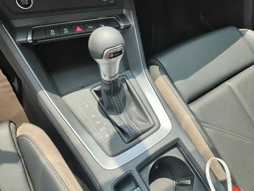 Audi Q3 2024 35 TFSI Fashion Elegance фото 14