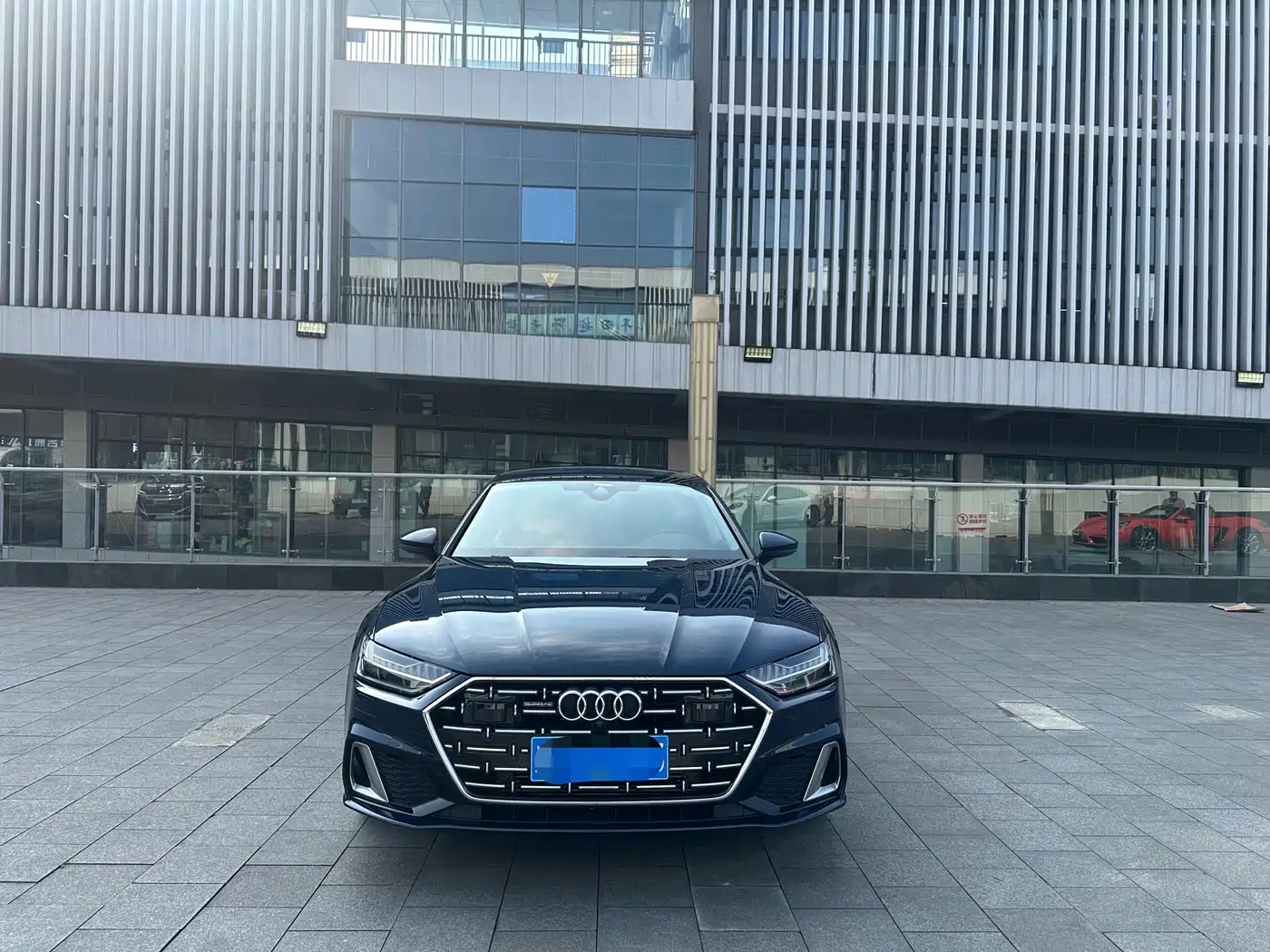 Audi A7L 2024 45 TFSI quattro Premium Luxury фото 2