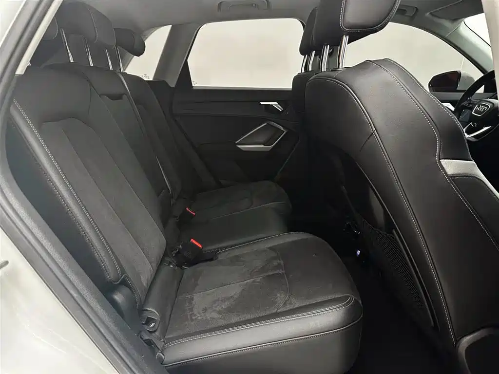 Audi Q3 2022 35 TFSI Fashion Dynamic фото 23