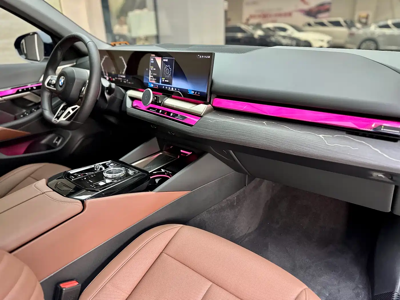 BMW 5 Series 2024 530Li Premium M Sport Package фото 5