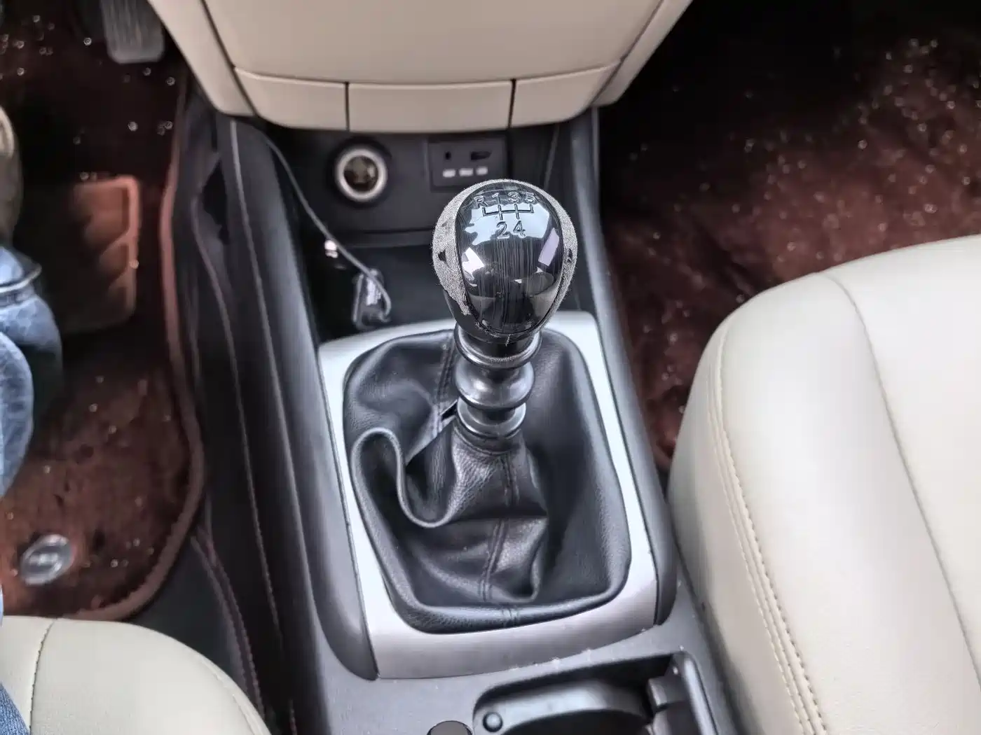 Hyundai Elantra 2011 1.6L Manual Comfort фото 7