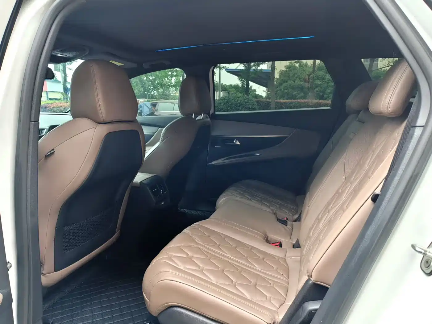 Peugeot 5008 2017 380THP 7-Seater Luxury GT Edition фото 5