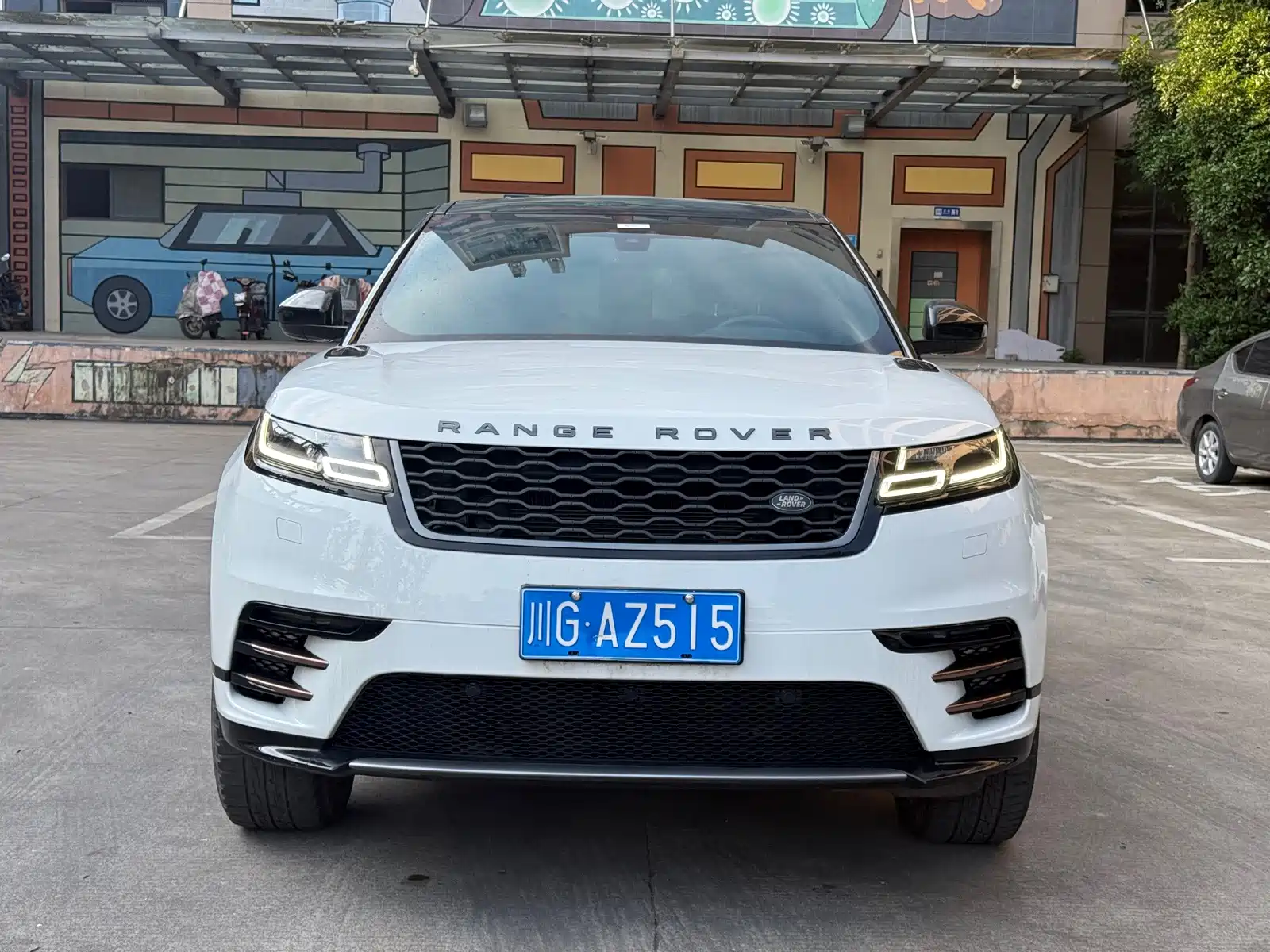 صورة 2 - Land Rover Range Rover Velar