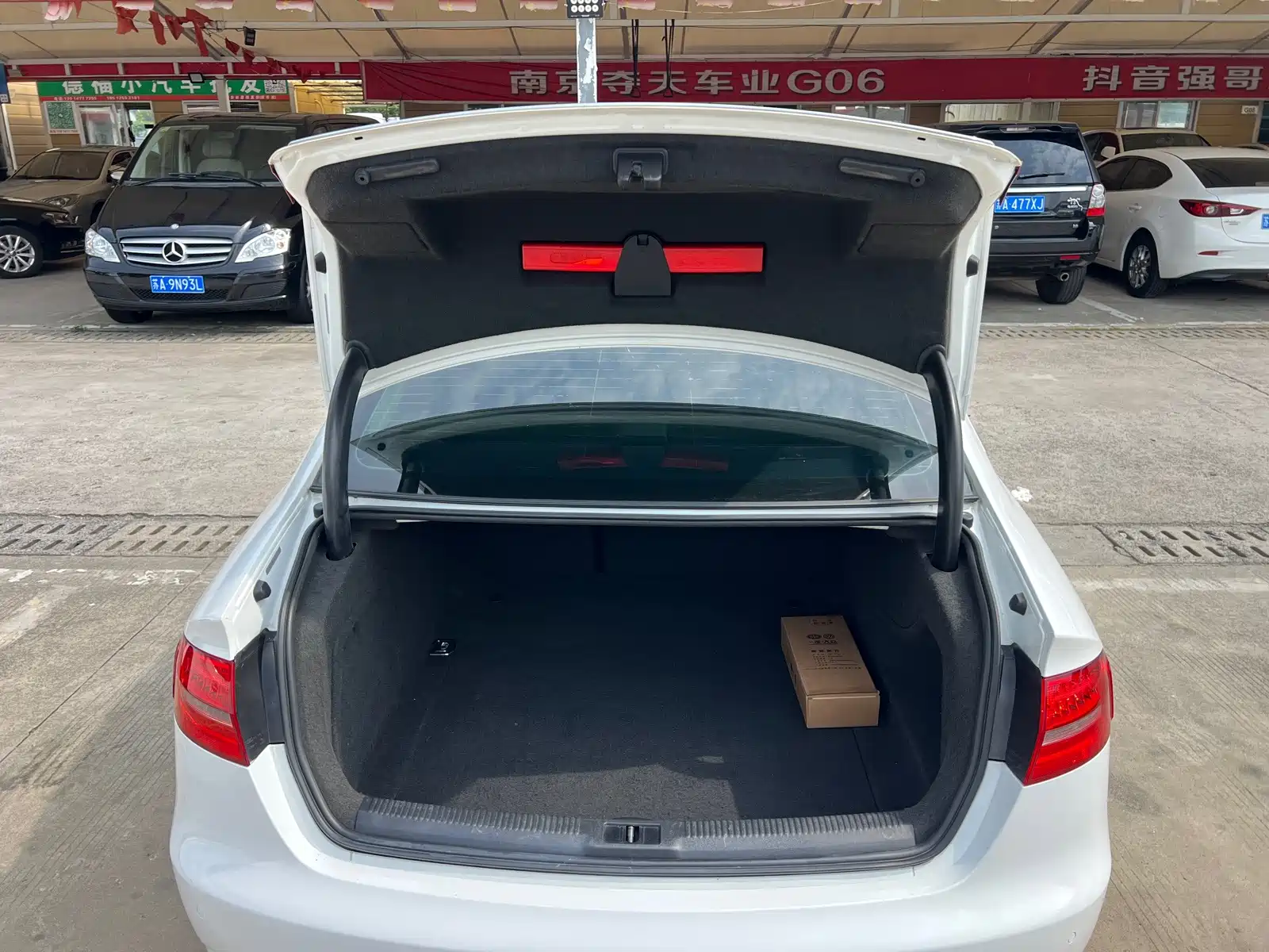 Фото 21 - Audi A4L
