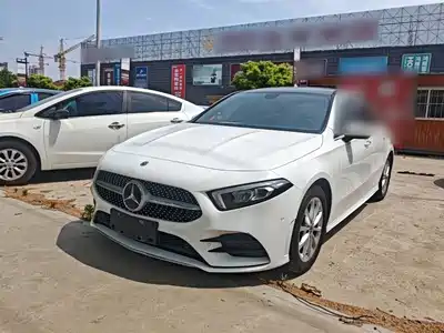 Mercedes-Benz A