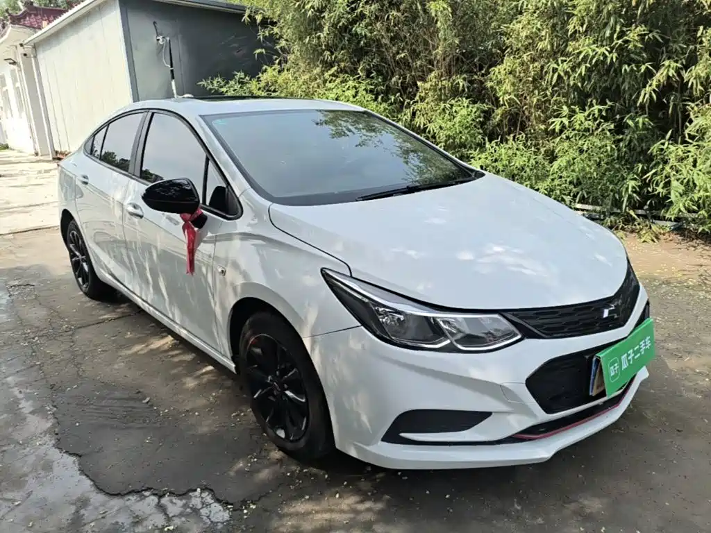 Chevrolet Cruze 2019 2018 Redline 320 Automatic Pioneer Edition