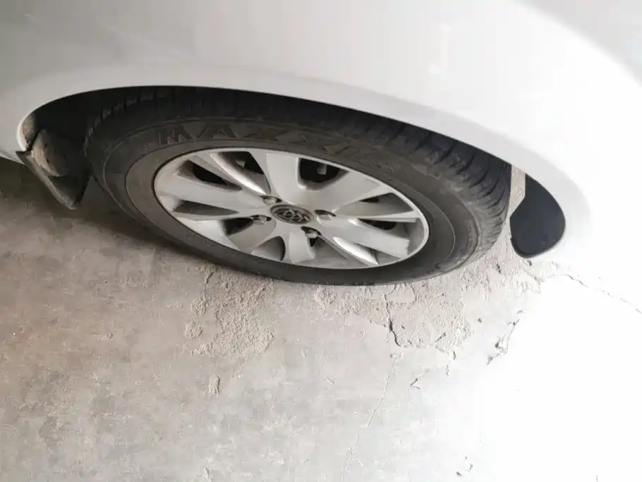 Buick Excelle 2012 2011 1.6LX-MT