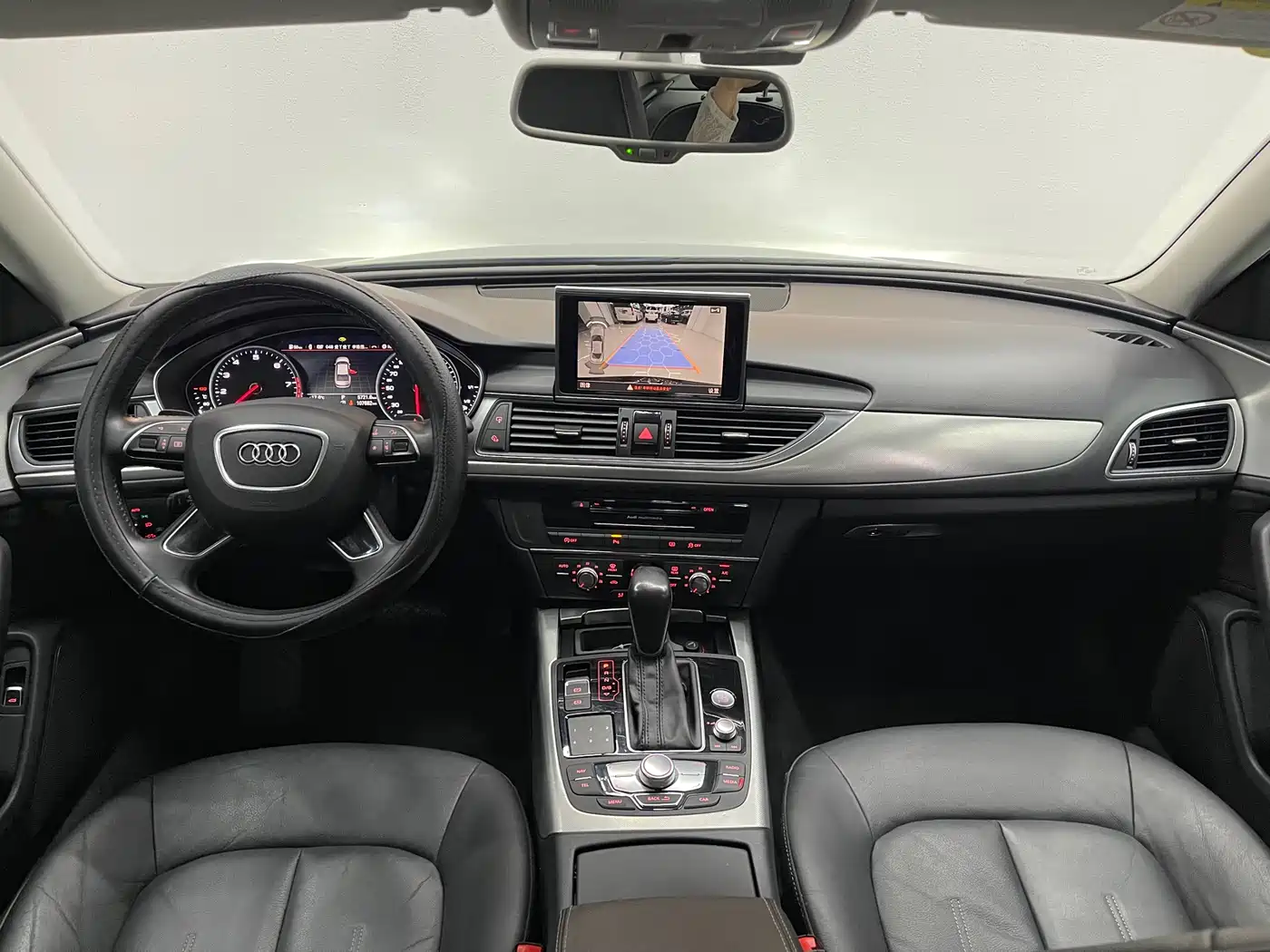 Audi A6L 2018 30th Anniversary 35 TFSI Fashion фото 8