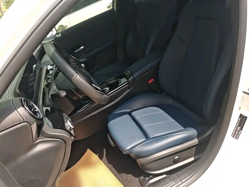 Mercedes-Benz A-Class 2022 Facelift A 200 L Sport Sedan Dynamic фото 15