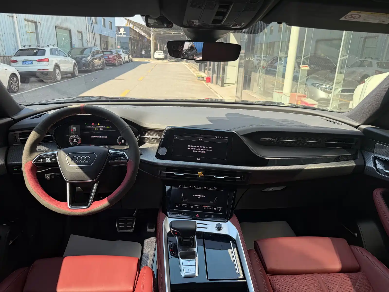 Photo 10 - Audi Q6