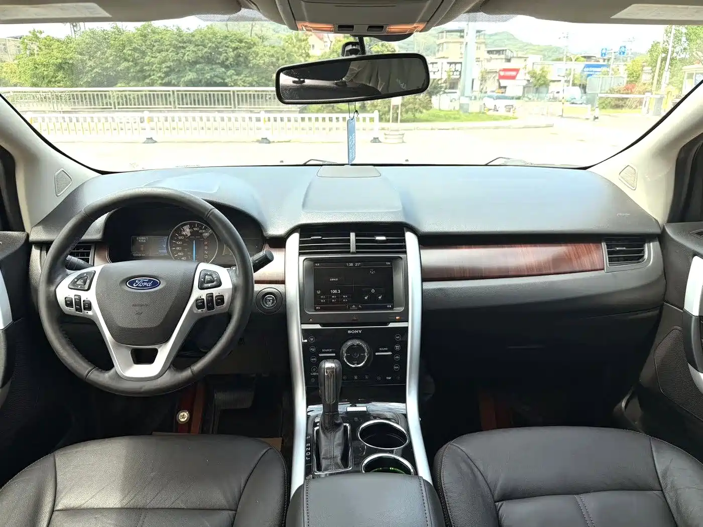 Ford Edge (Import) 2013 2012 2.0T Prestige
