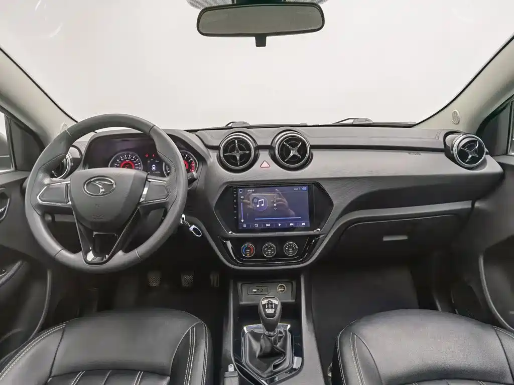Soueast DX3 2019 2019 1.5L Manual Luxury (China VI)