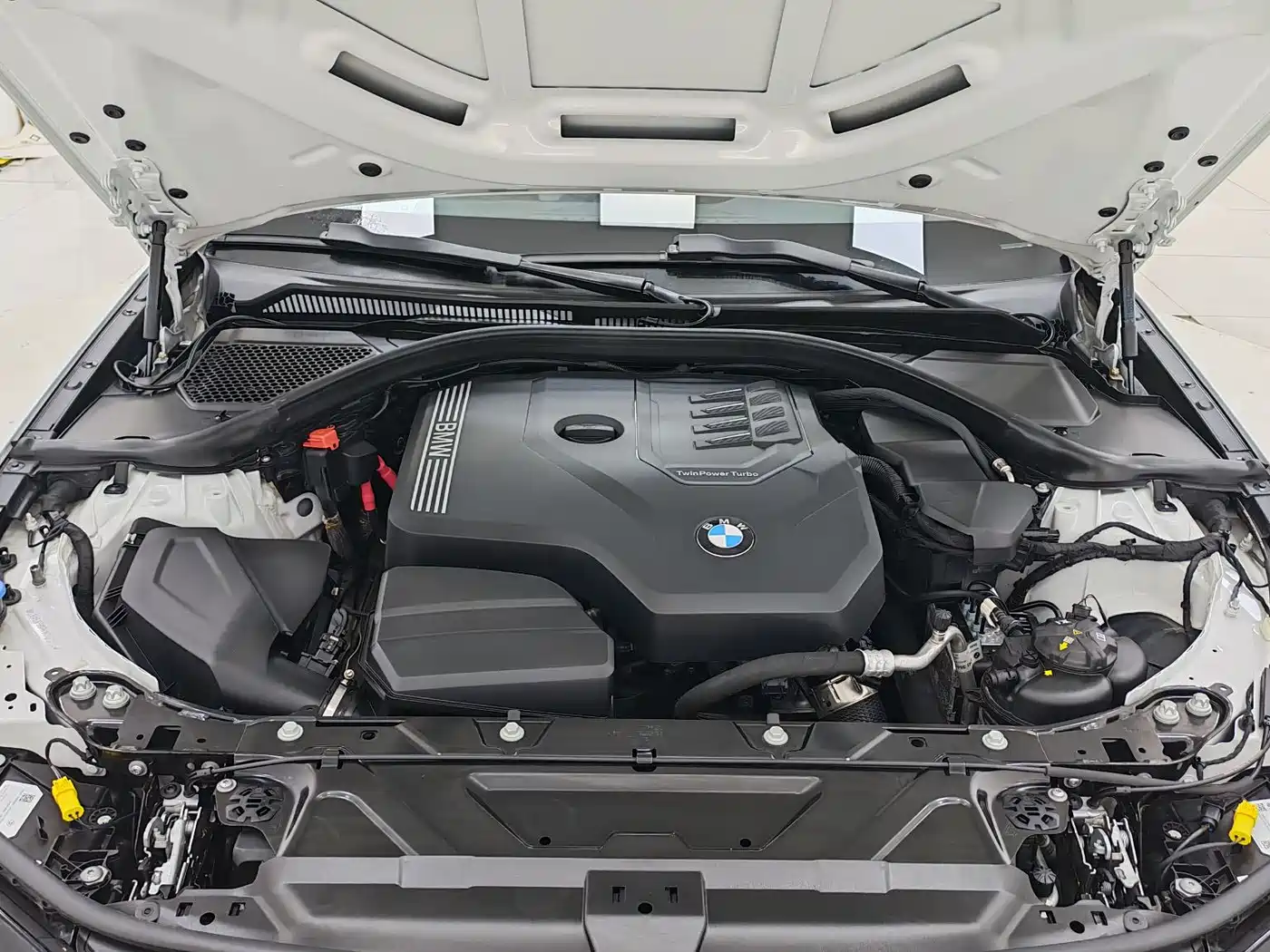 BMW 3 Series 2023 320Li M Sport Package фото 17