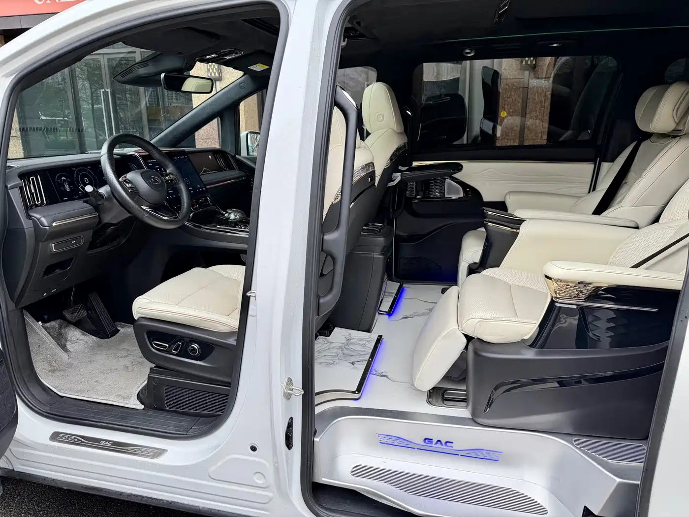 GAC Trumpchi Trumpchi M8 2023 Model Master Series 400T Flagship Edition фото 9