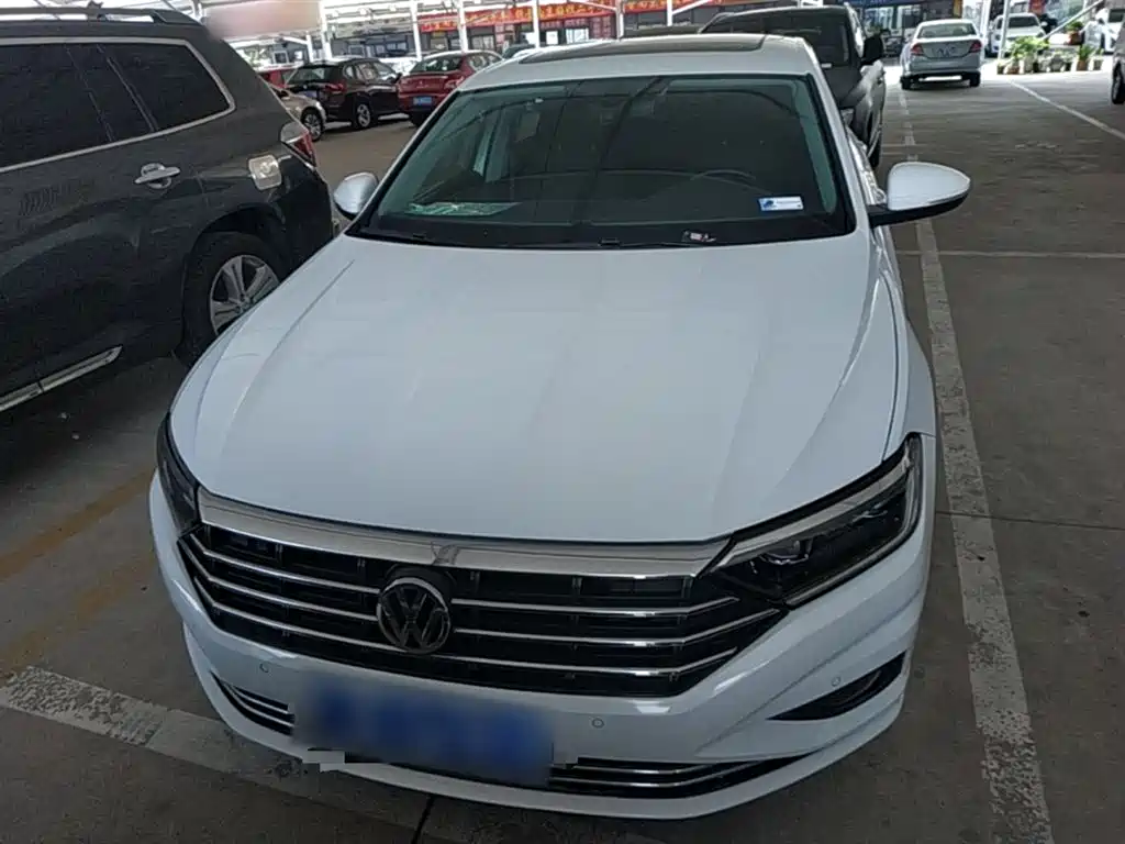 Volkswagen Sagitar 2019 280TSI DSG Luxury Edition China VI фото 3