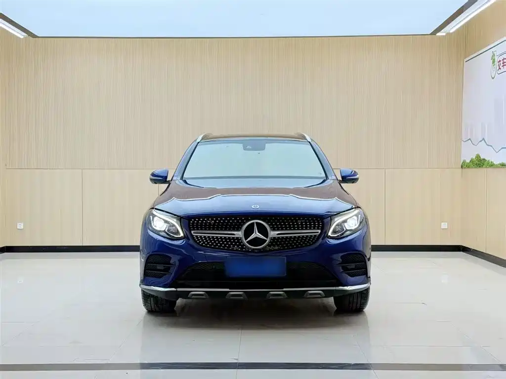 Mercedes-Benz GLC 2017 GLC 260 4MATIC Luxury фото 3