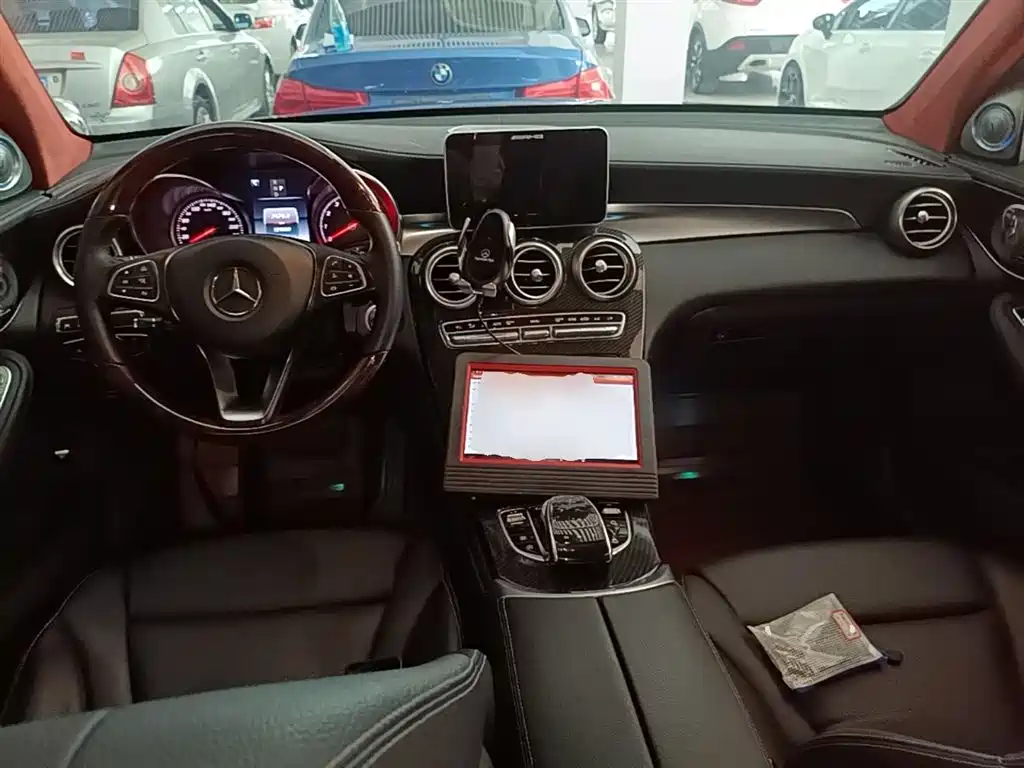 Mercedes-Benz GLC 2017 GLC 260 4MATIC Luxury фото 10