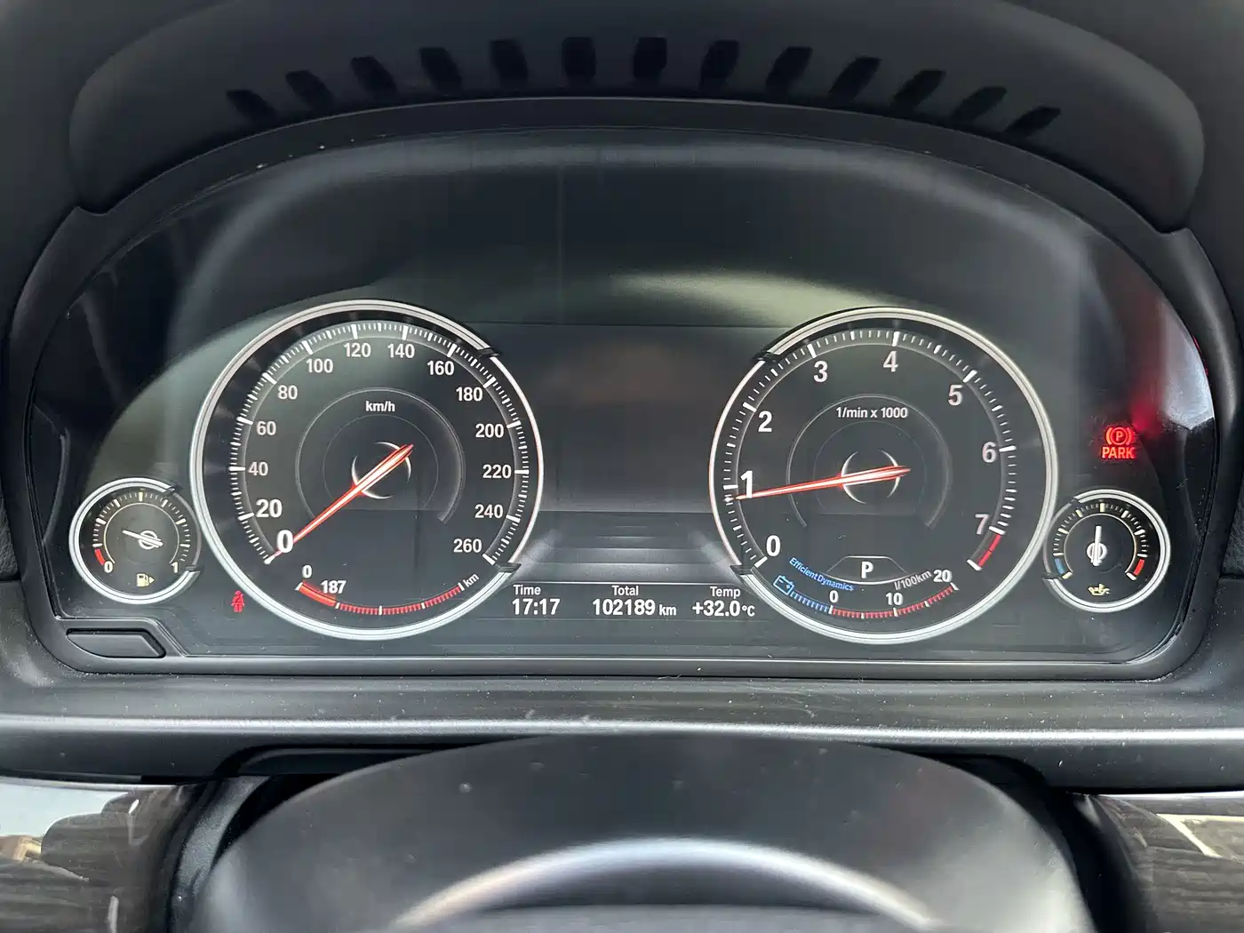 BMW 5 Series 2017 525Li Luxury Design Package фото 16