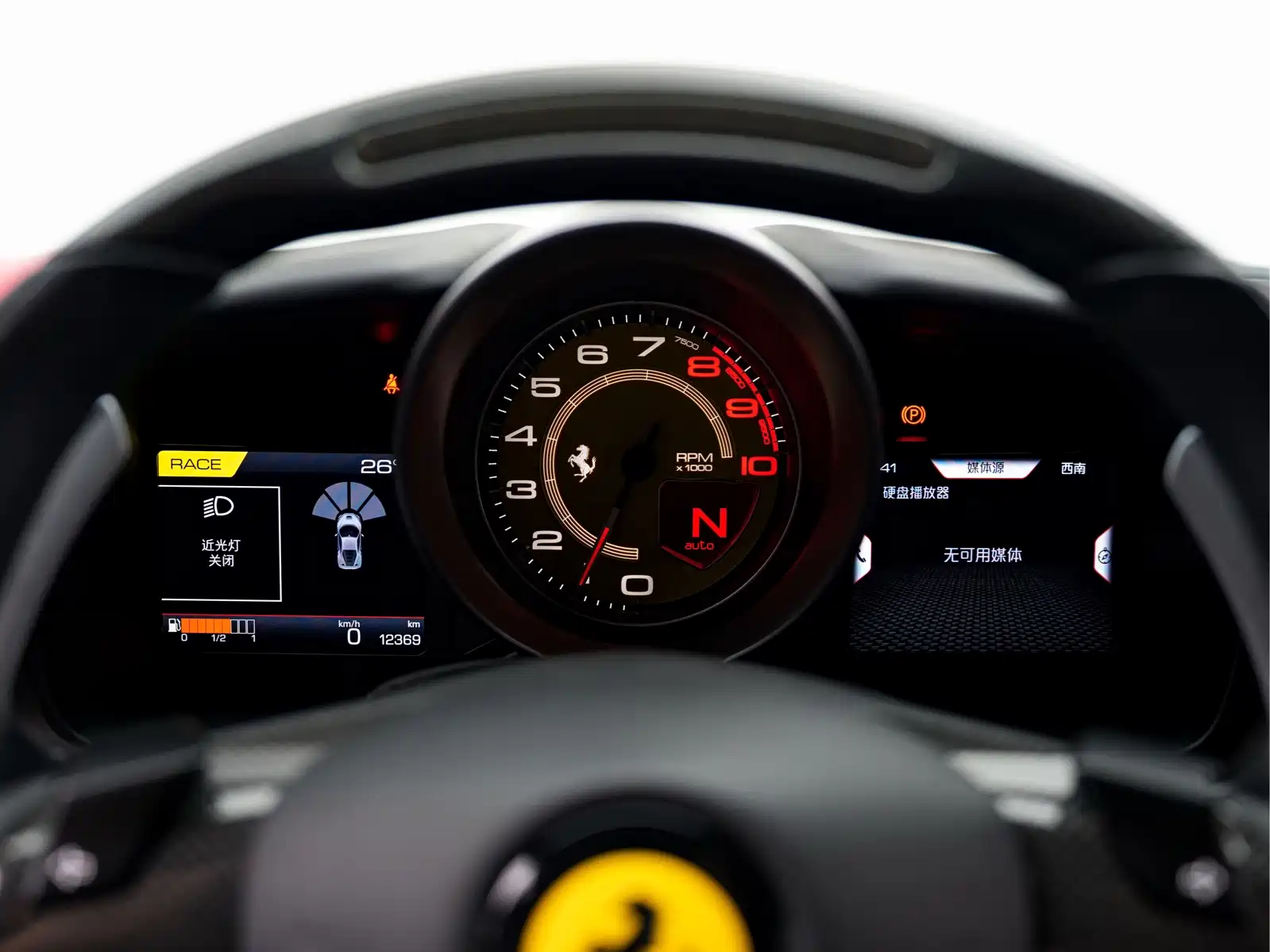 Фото 19 - Ferrari F8