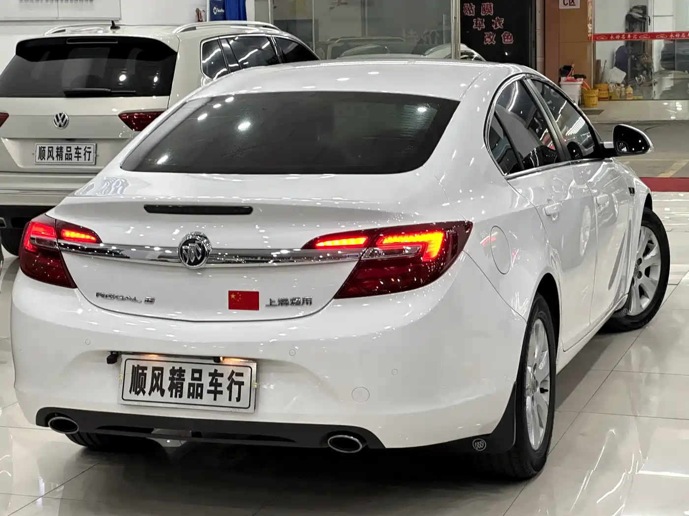 Buick Regal 2015 1.6T Leading Tech Edition фото 2