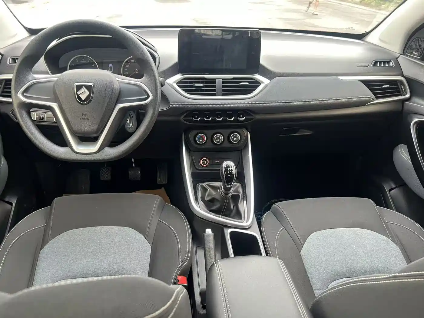 Baojun 530 2019 2018 1.5T Manual Elite (China V)