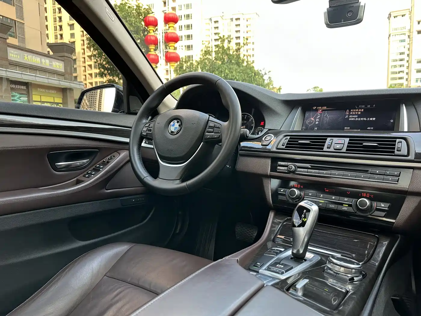 BMW 5 Series 2017 525Li Luxury Design Package фото 23