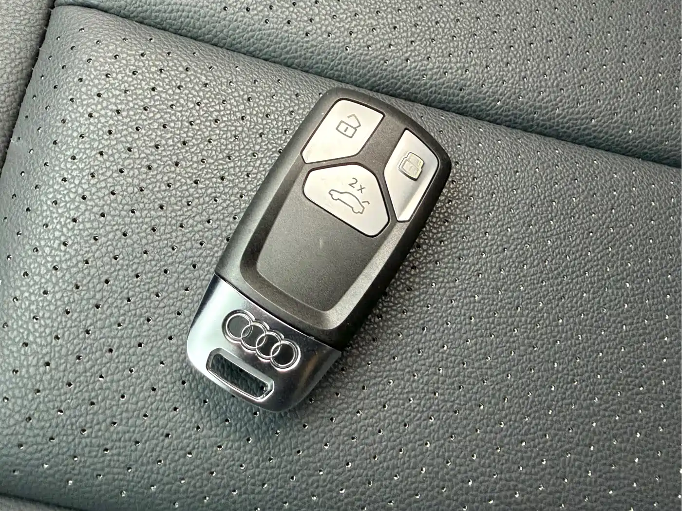 Audi A4L 2022 40 TFSI Luxury Elegance фото 12