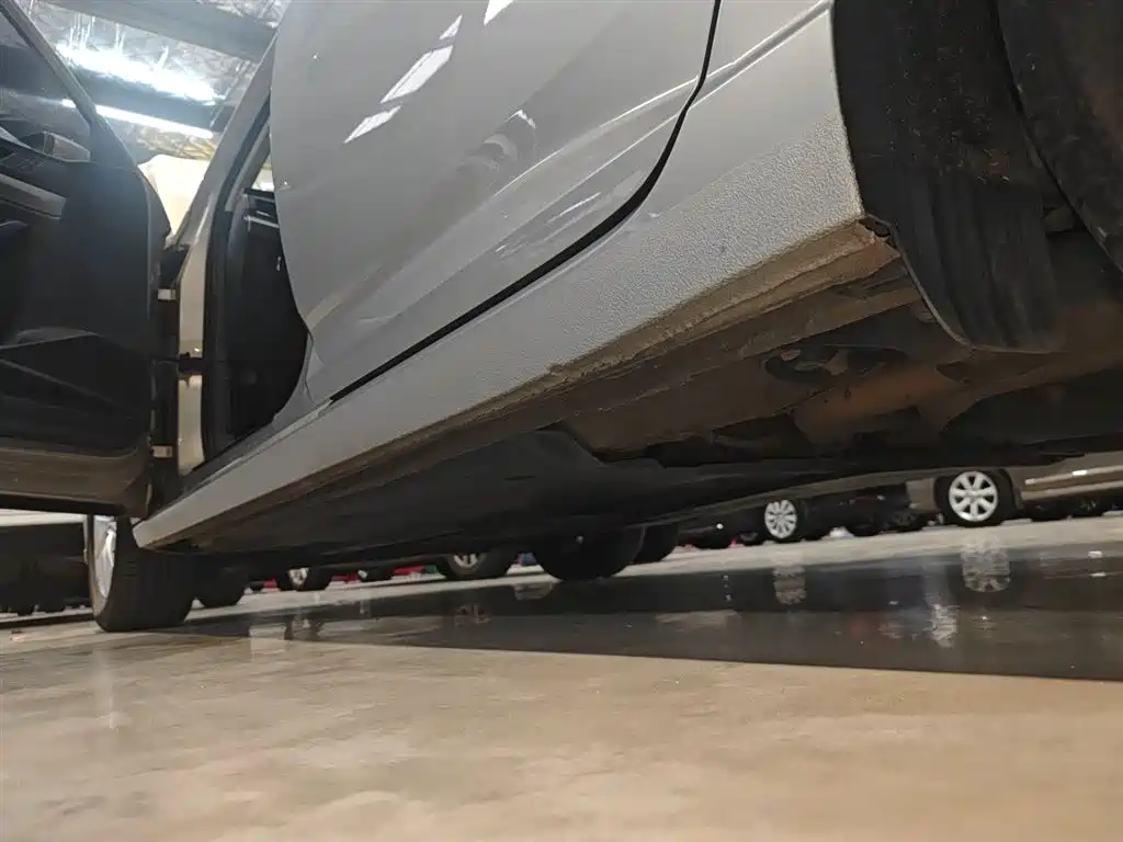 Volkswagen Lavida 2018 1.5L Auto Trend Edition China V фото 21