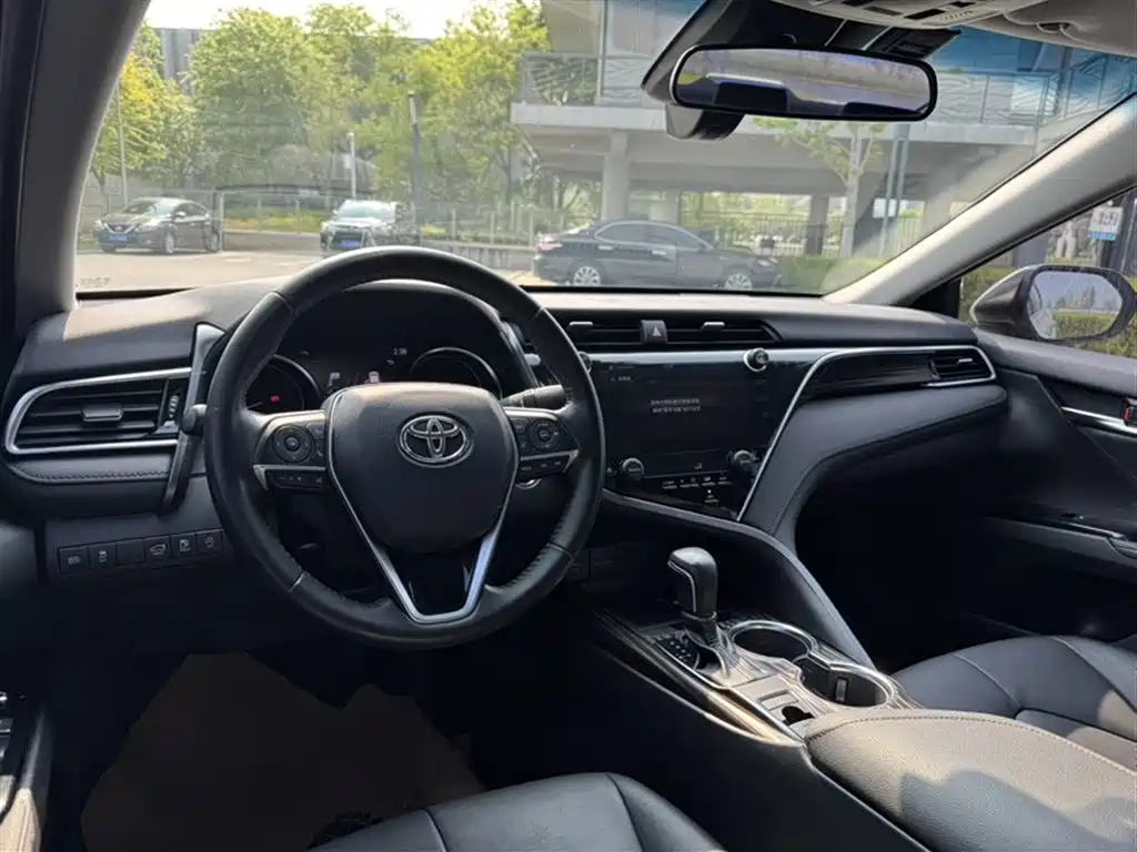 Toyota Camry 2019 2.0G Luxury Edition China VI фото 10