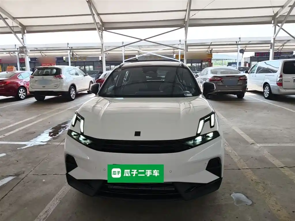 Lynk & Co 06 2026 Relive 1.5T Ultra фото 3