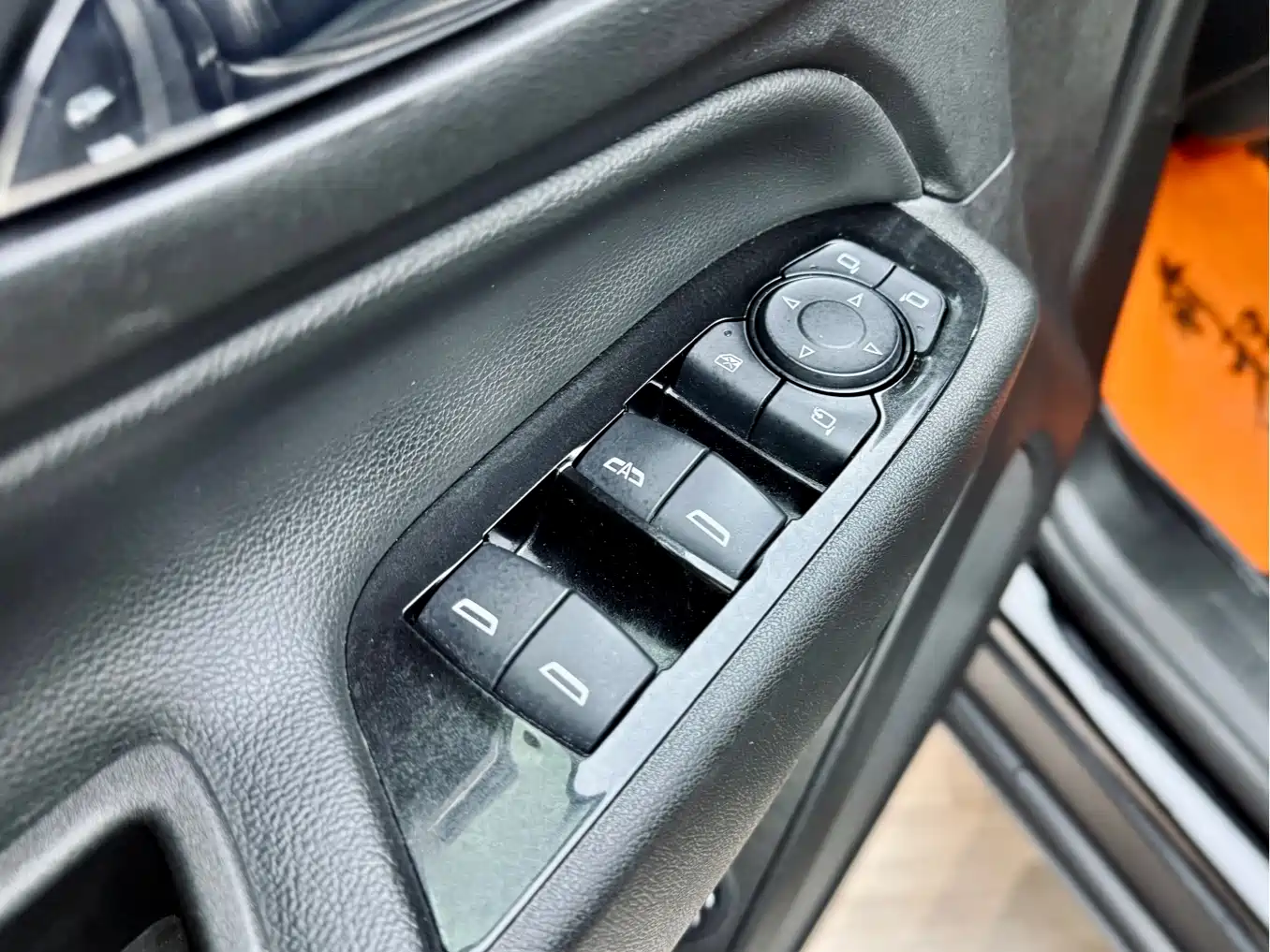 Chevrolet Equinox 2021 535T Yujie Edition фото 11