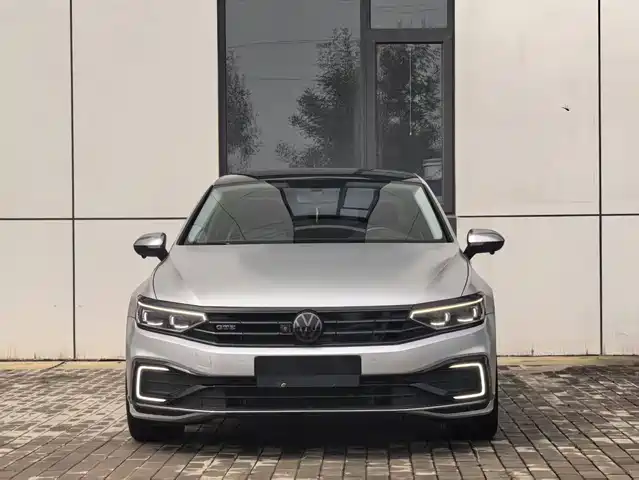 Volkswagen Magotan GTE Plug-in Hybrid 2021