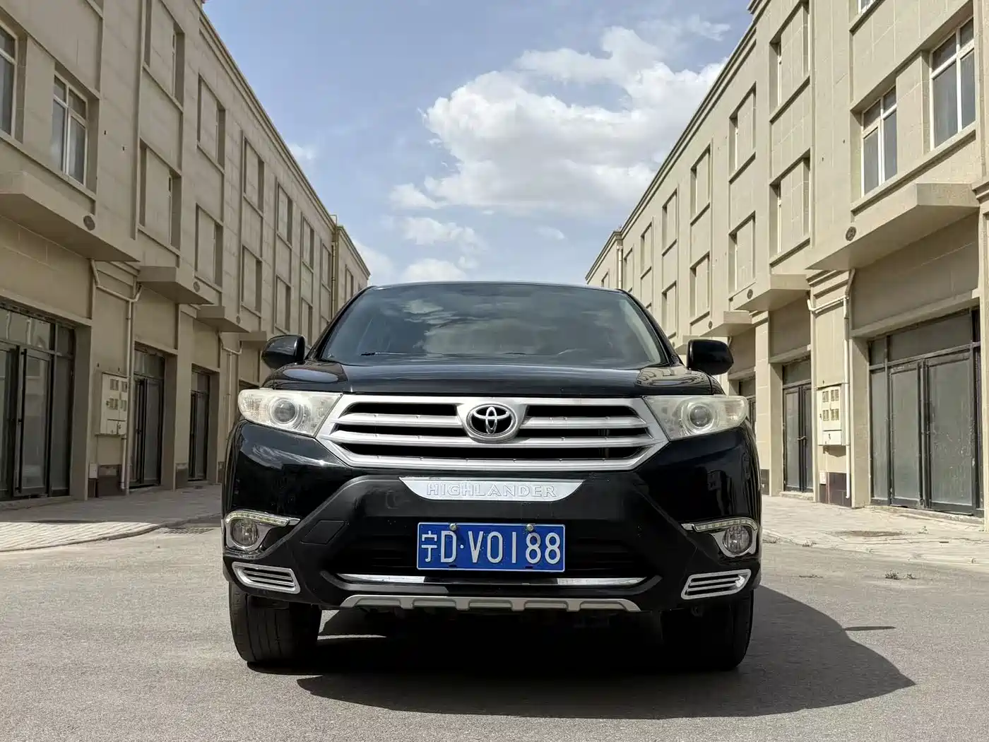 Toyota Highlander 2013 2.7L 2WD 5-seater Purple Gold Edition фото 2
