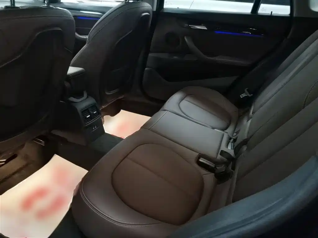 BMW X1 2020 sDrive25Li Leading Model фото 17