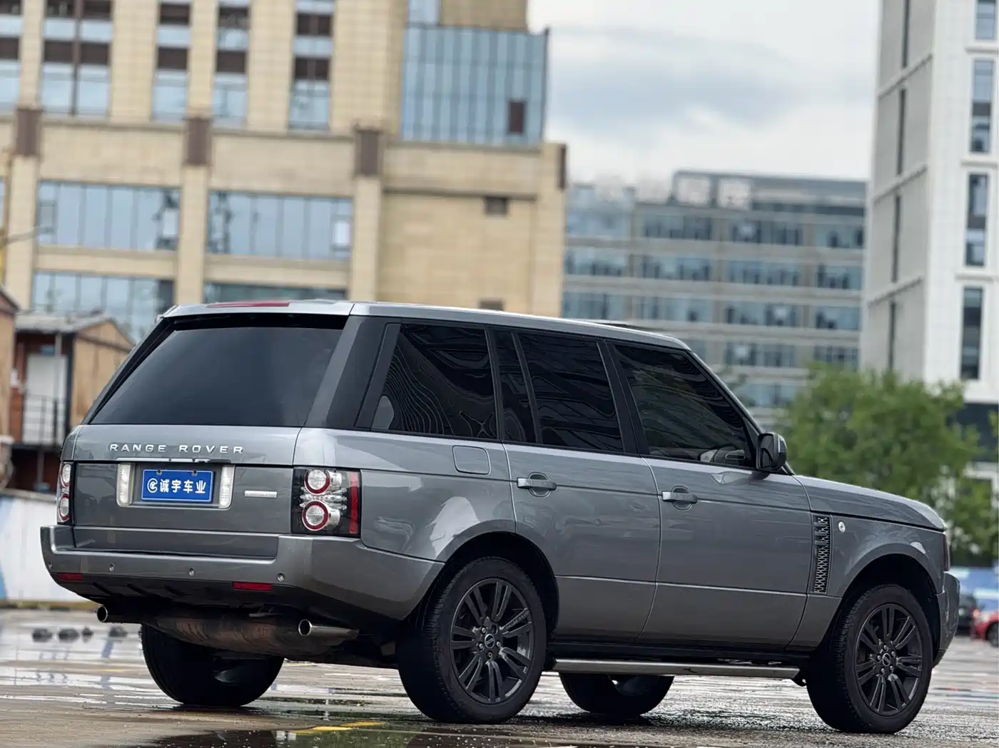 Land Rover Range Rover 2012 5.0 SC V8 фото 21