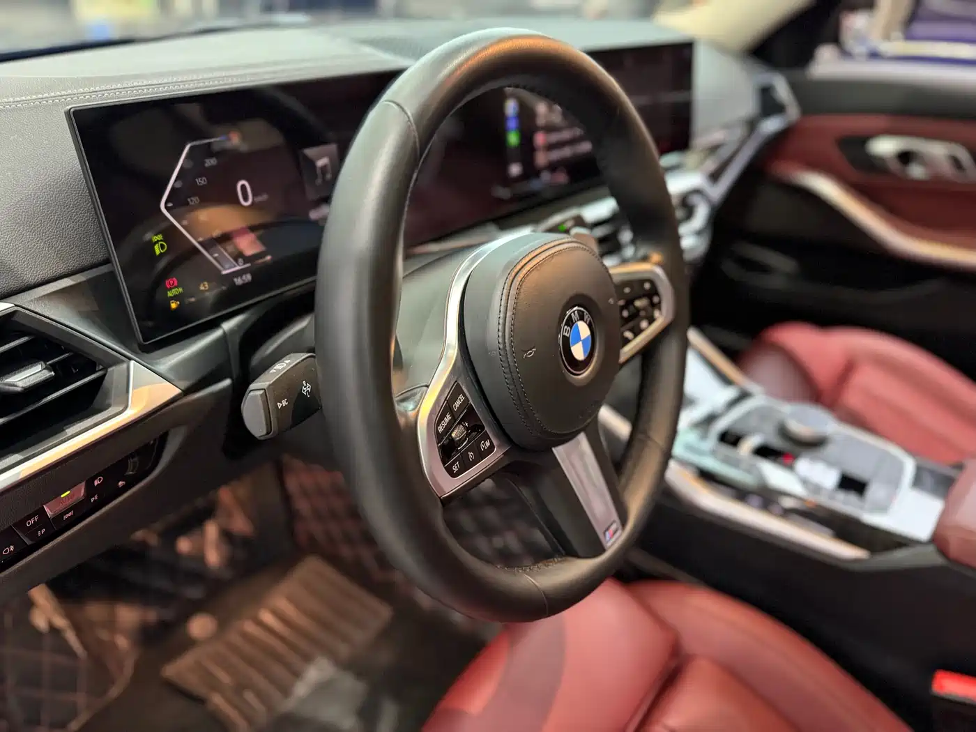BMW 3 Series 2023 325Li M Sport Package фото 14