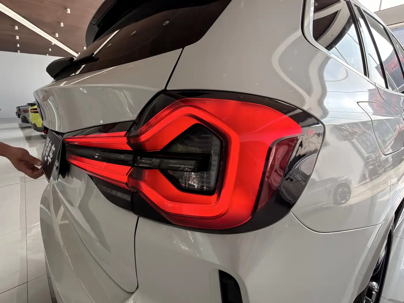 BMW iX3 2023 Leading Type фото 11