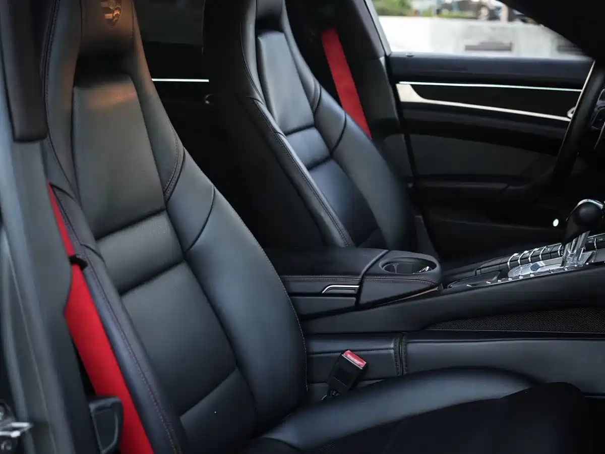 Porsche Panamera 2010 Model Panamera 4S 4.8L фото 16