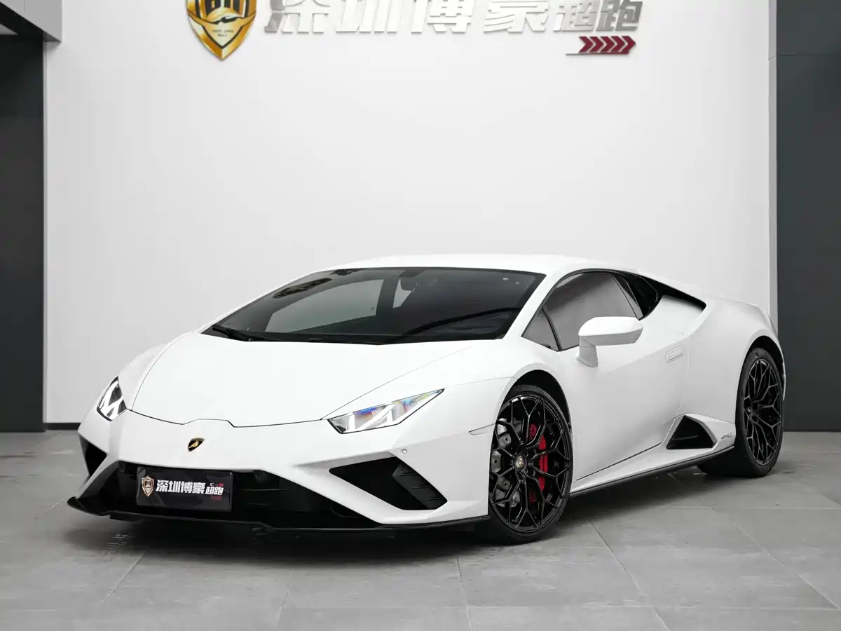 LAMBORGHINI HURACÁN