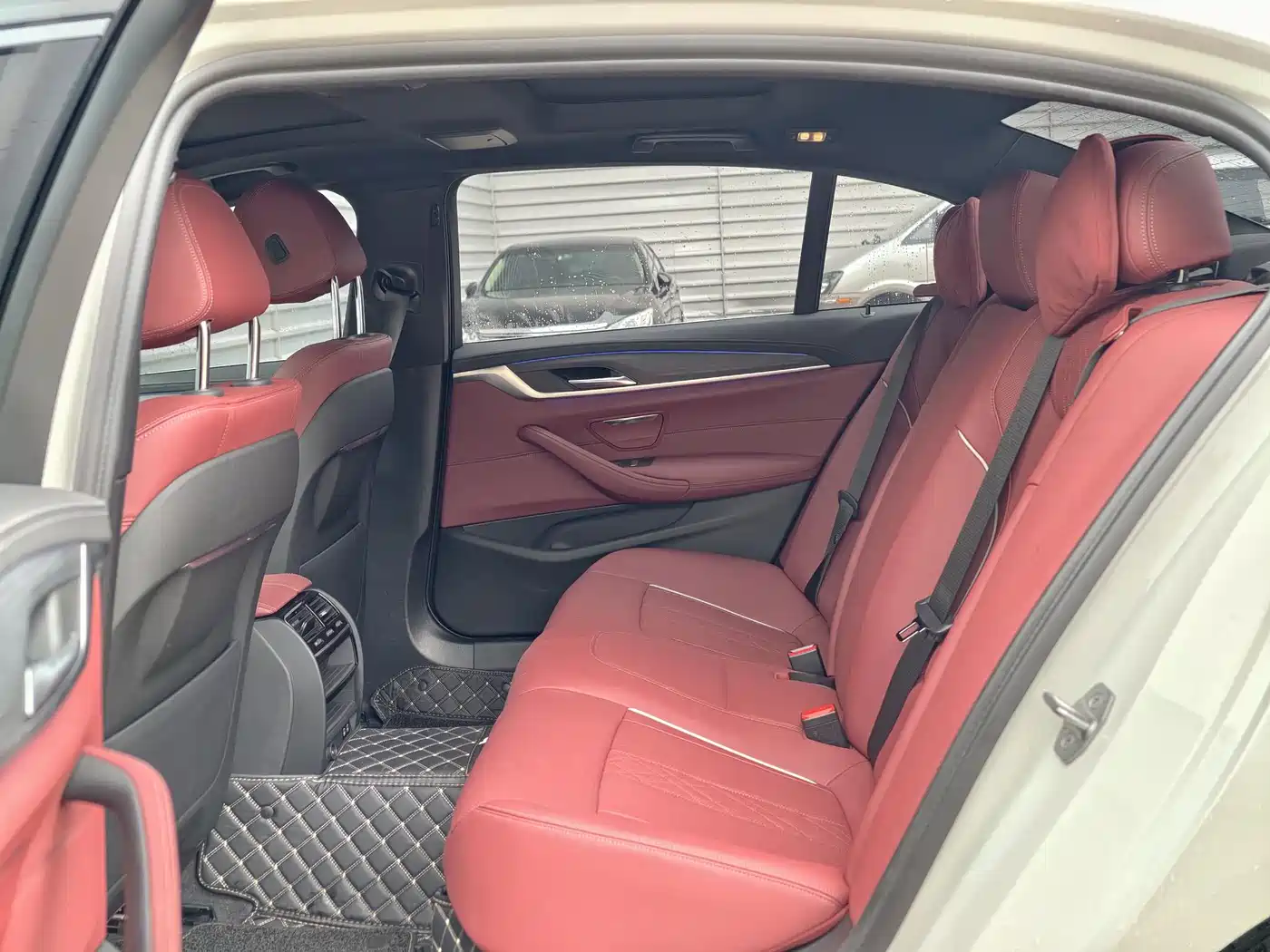 BMW 5 Series 2022 Facelift 530Li Leading M Sport Package фото 12