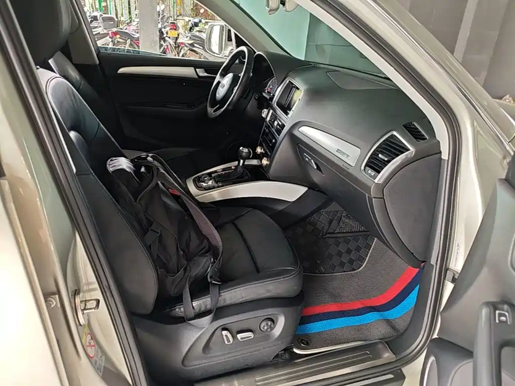 Фото 25 - Audi Q5 (Import)