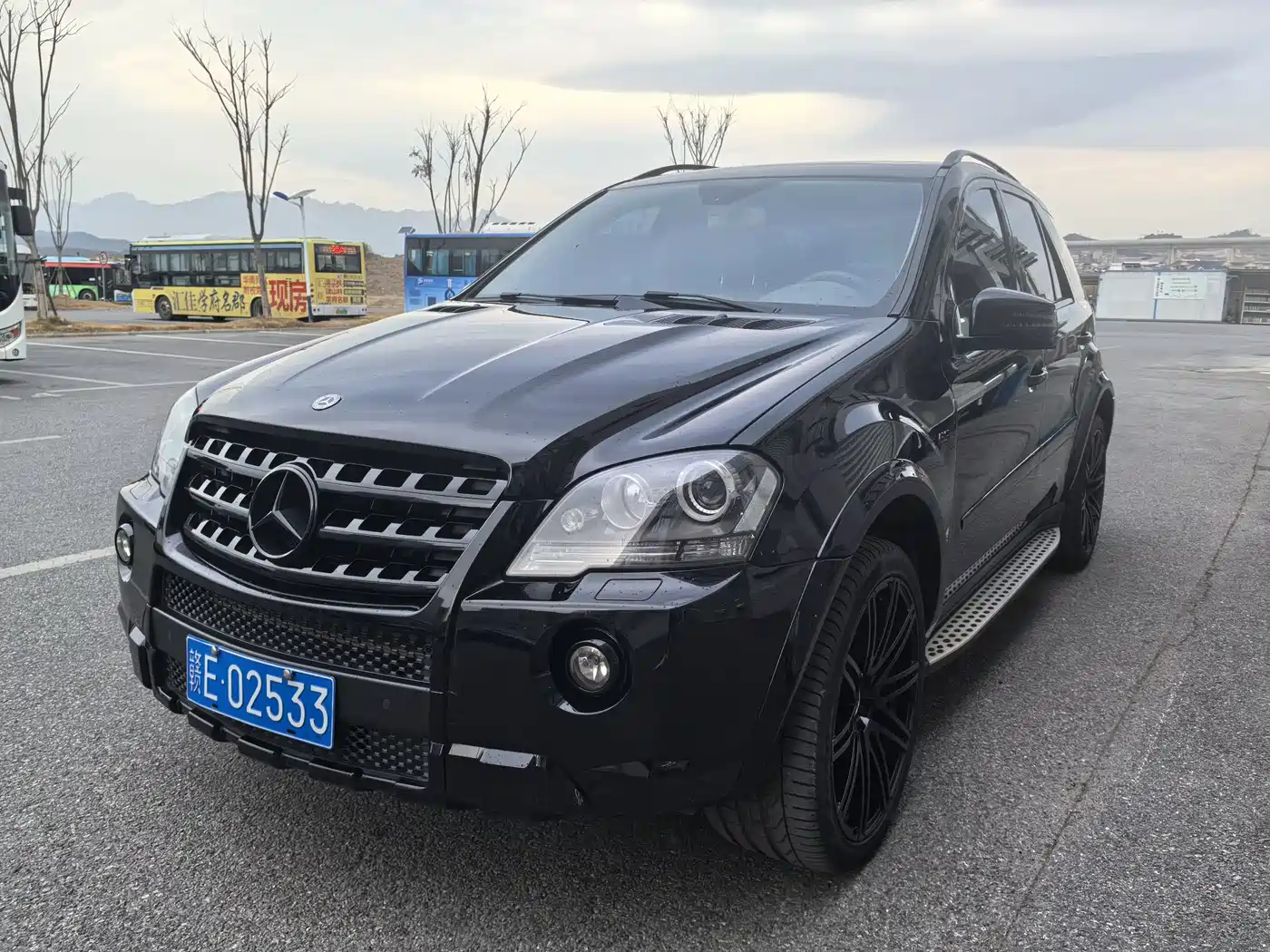Mercedes-Benz M-Class AMG 2011 AMG ML 63