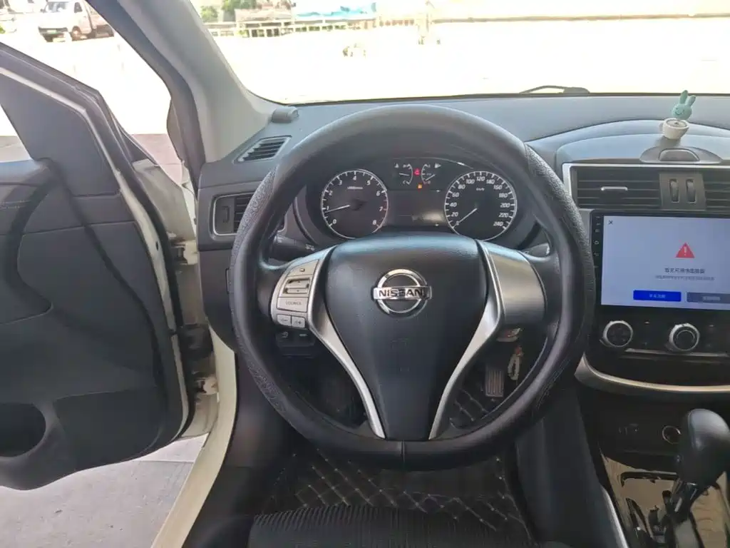 Nissan Tiida, миниатюра 11